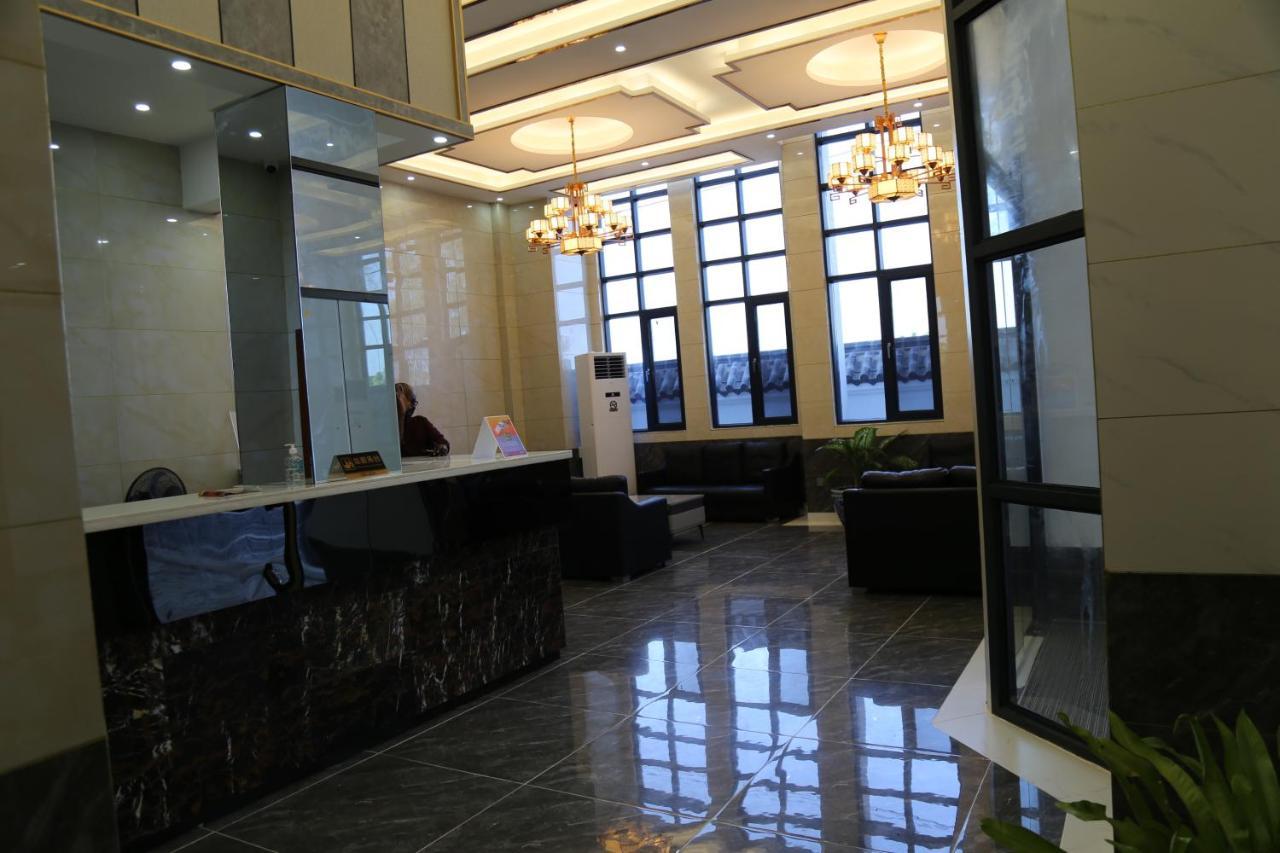 Hotel Anhui Ломе Экстерьер фото