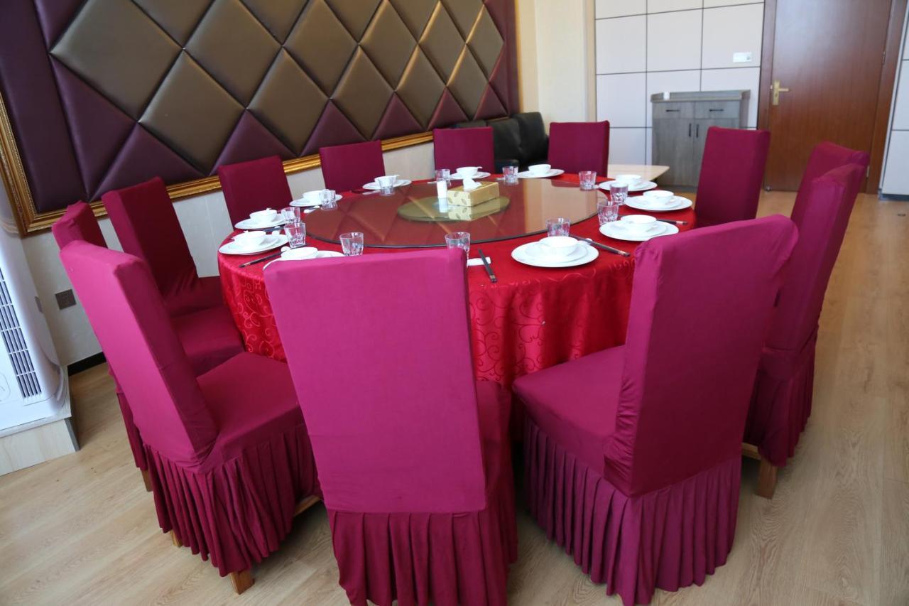 Hotel Anhui Ломе Экстерьер фото