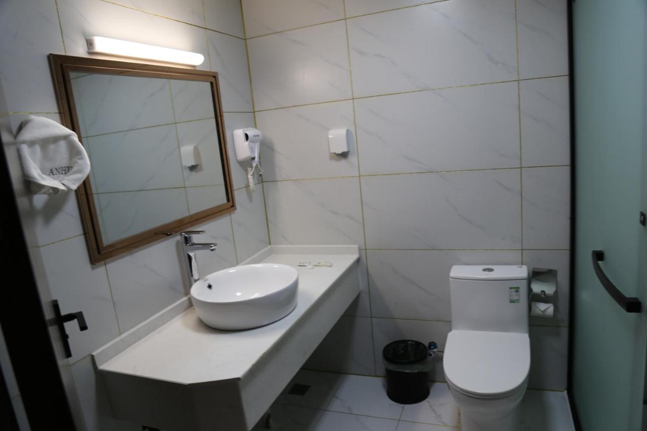 Hotel Anhui Ломе Экстерьер фото